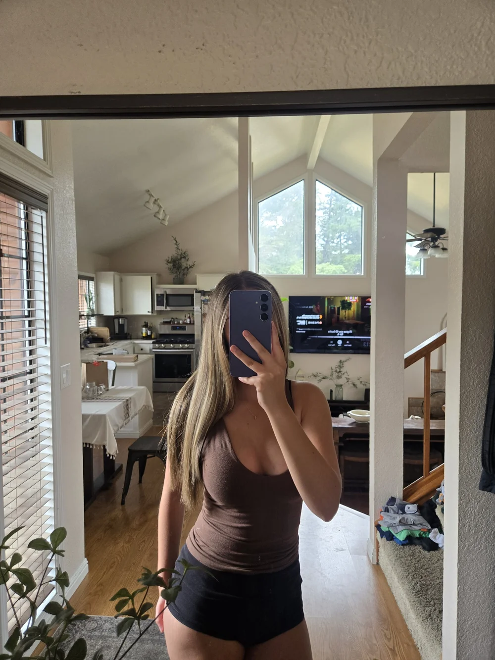 Free People Brown Scoop Neck Wall Mirror Selfie